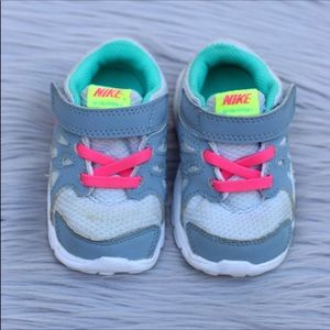 Nike Revolution 2, Toddler Girls, Sz 4c
